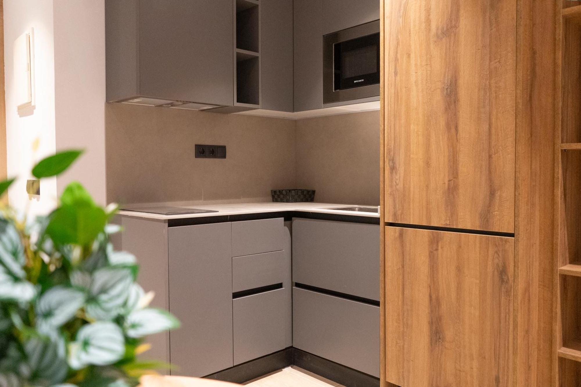 Monturiol Apartaments Барселона Екстер'єр фото